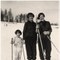 Dorli Neale mit ihren Schwestern Trude und Ilse beim Schifahren in Seefeld 1927 (Bildquelle: Dorli Neale) 