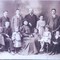 Die Großeltern von Felix und Hans Heimer, Viktor und Rosa Schwarz, mit ihren 10 Kindern, ihre Mutter Ida vermutlich 2. Reihe 3. von rechts (Bildquelle: Hans Heimer)